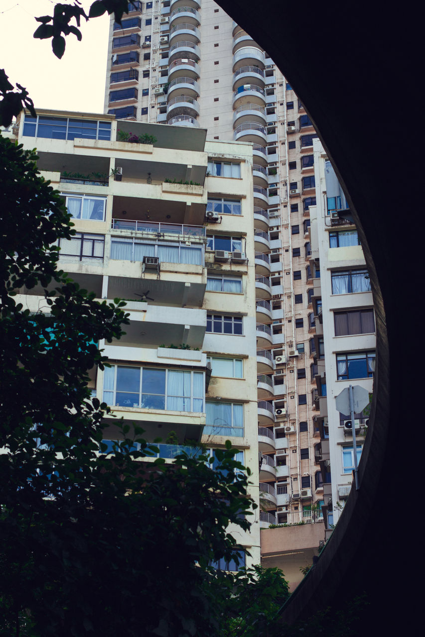 LOW ANGLE VIEW OF MODERN BUILDINGS