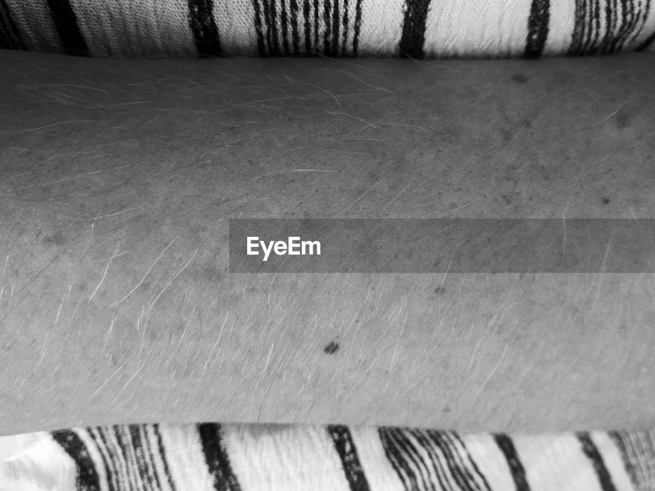 VIEW OF BUILDING IN THE DARK