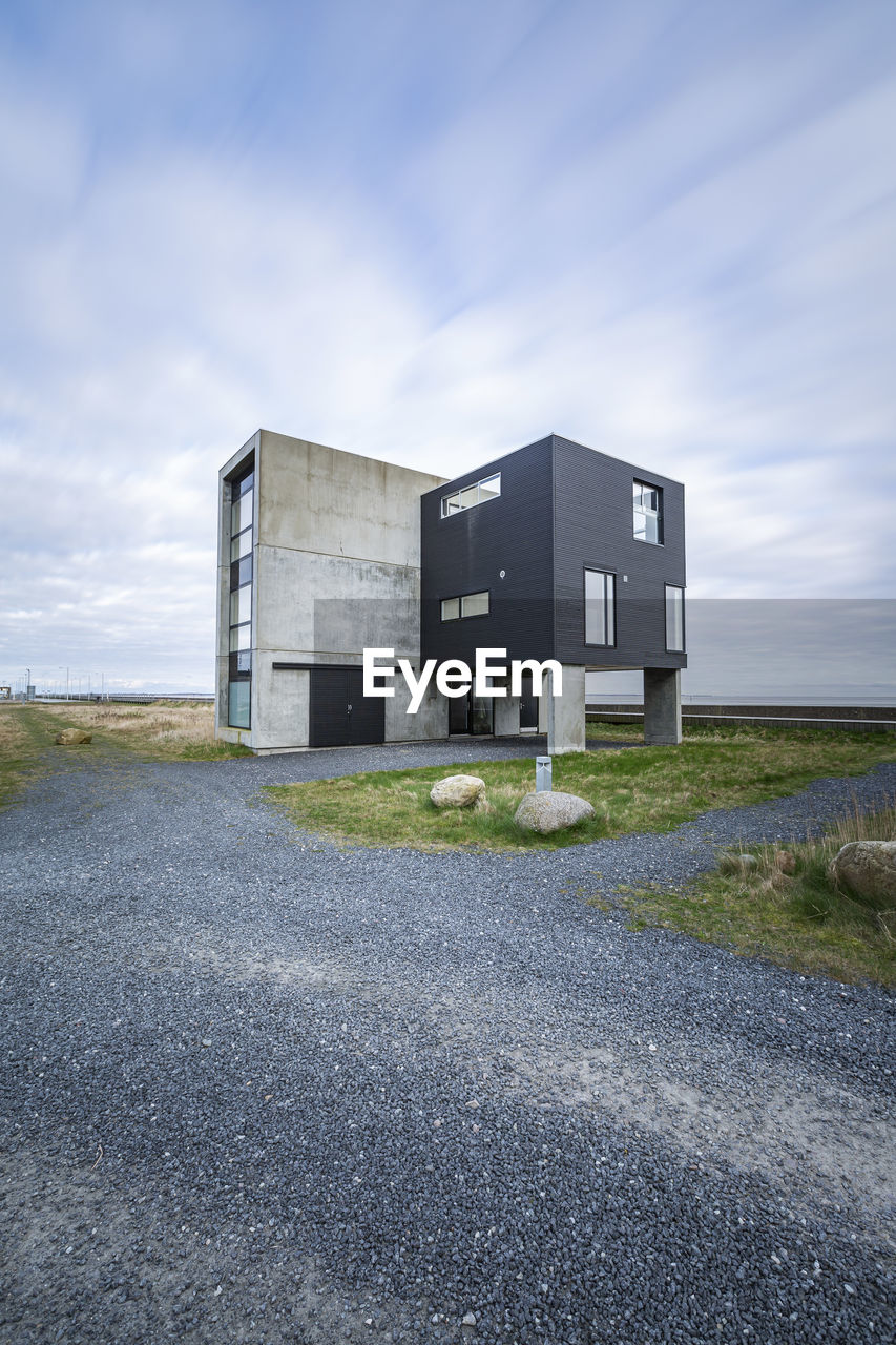 Denmark, romo, gravel driveway of modern summer house