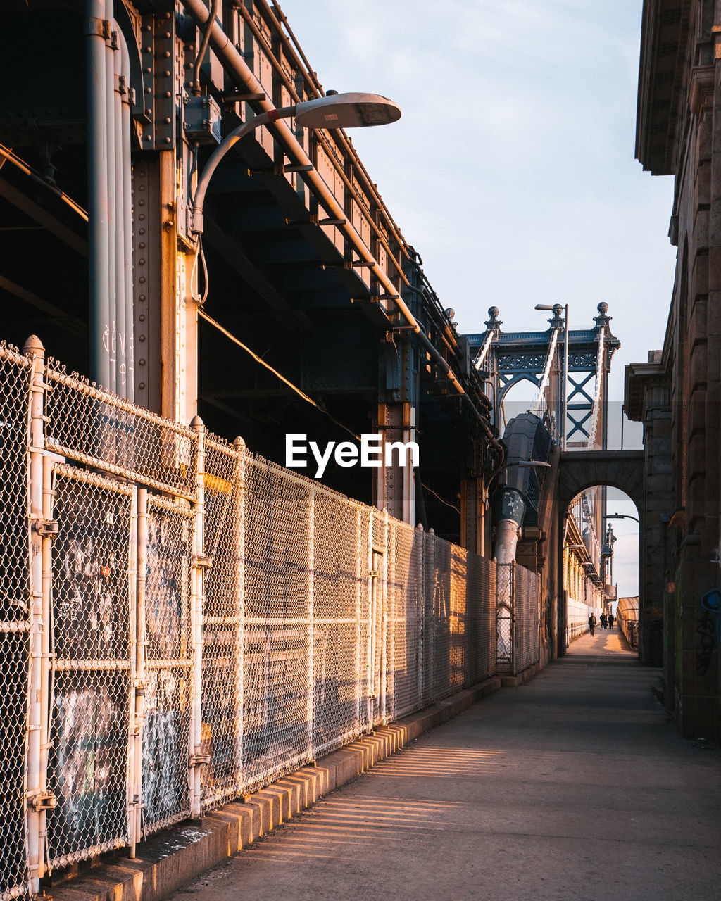 Manhattan bridge against sky