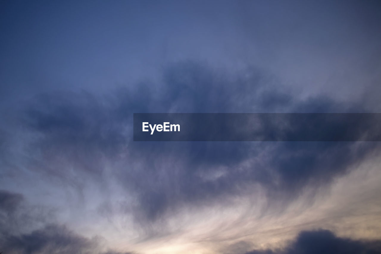 LOW ANGLE VIEW OF CLOUDY SKY