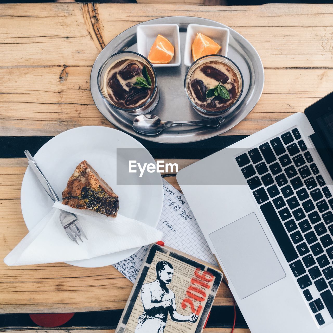 HIGH ANGLE VIEW OF BREAKFAST ON TABLE AT HOME