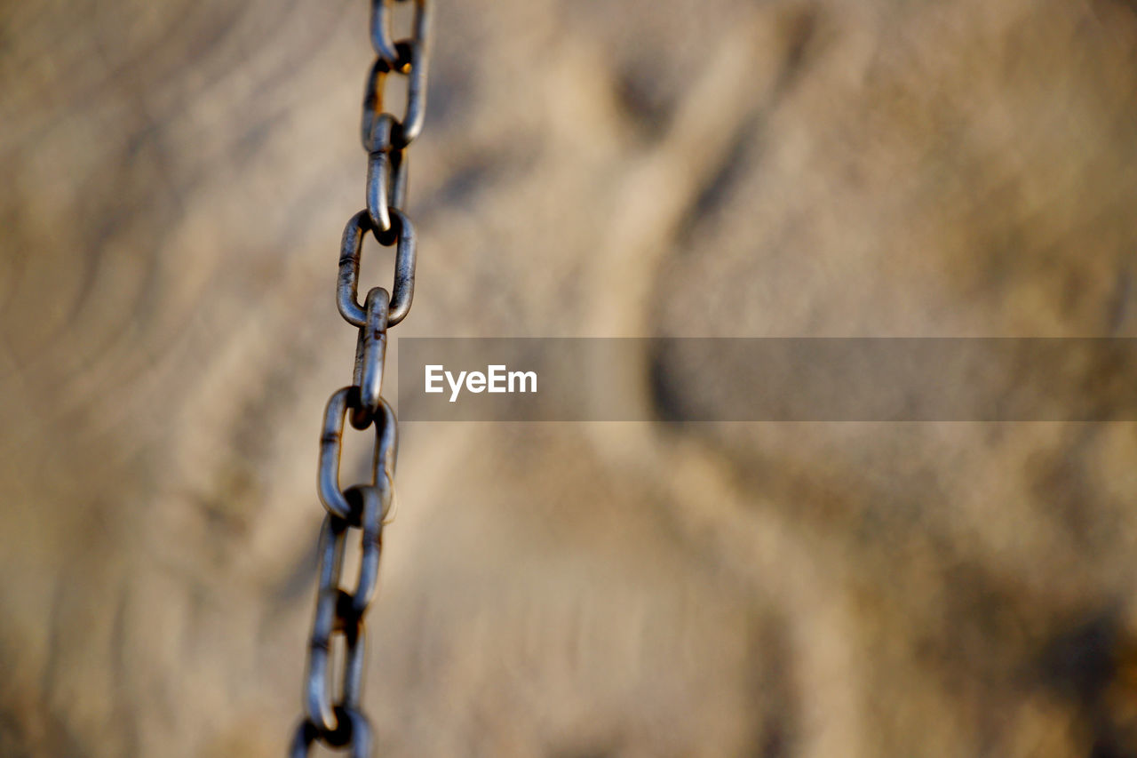 Rope Wood Chain Close-up Day Focus On Foreground Metal Ropes Rusty Rusty Iron Rusty Metal Selective Focus Togetherness