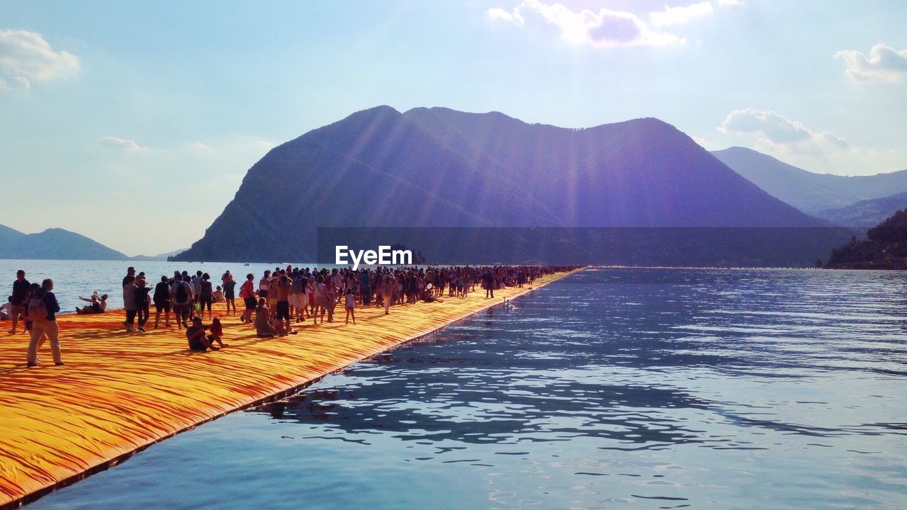 SCENIC VIEW OF CALM SEA AGAINST SKY