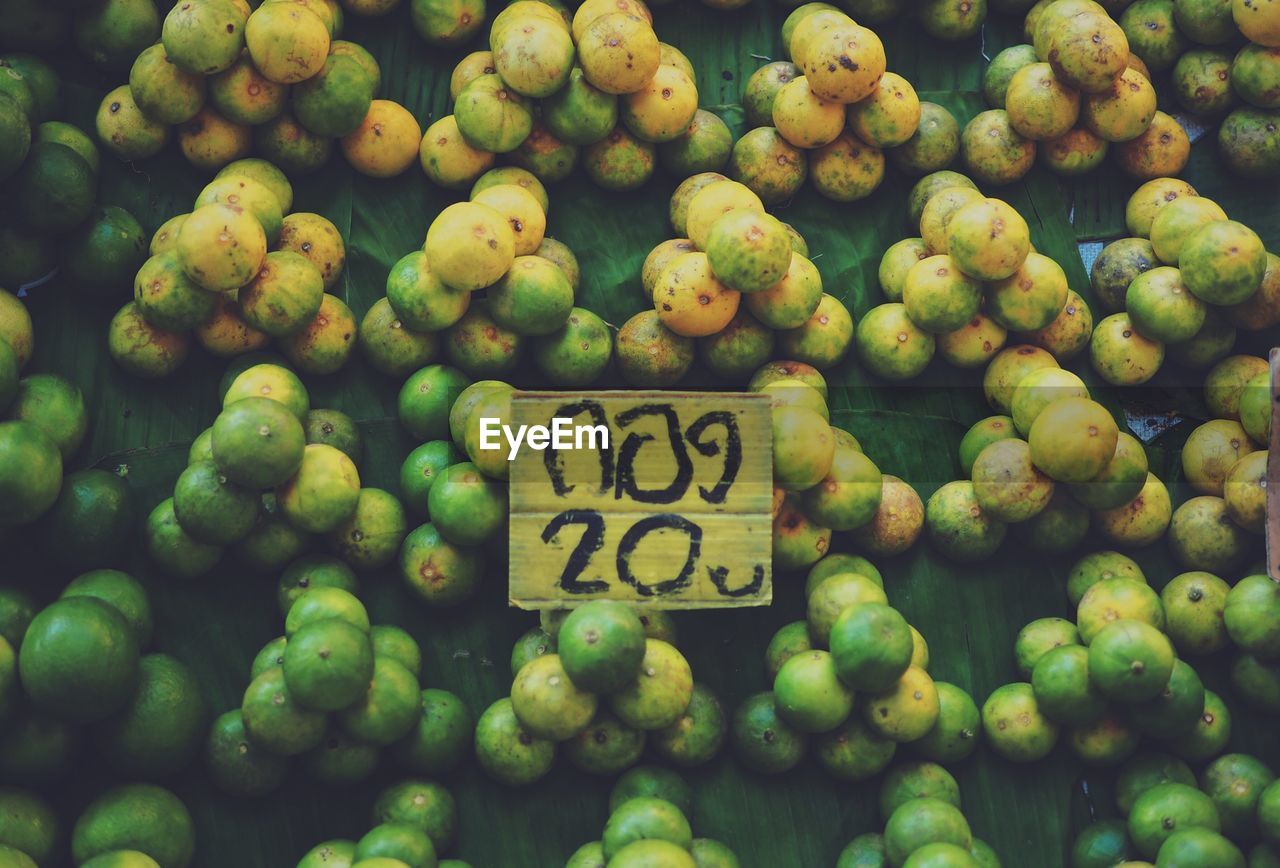 CLOSE-UP OF FRUITS FOR SALE AT MARKET