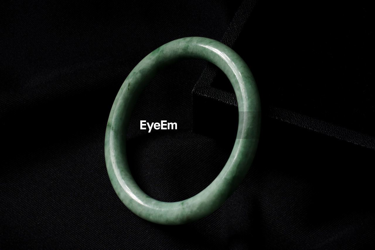 Chinese jadeite bangle bracelet