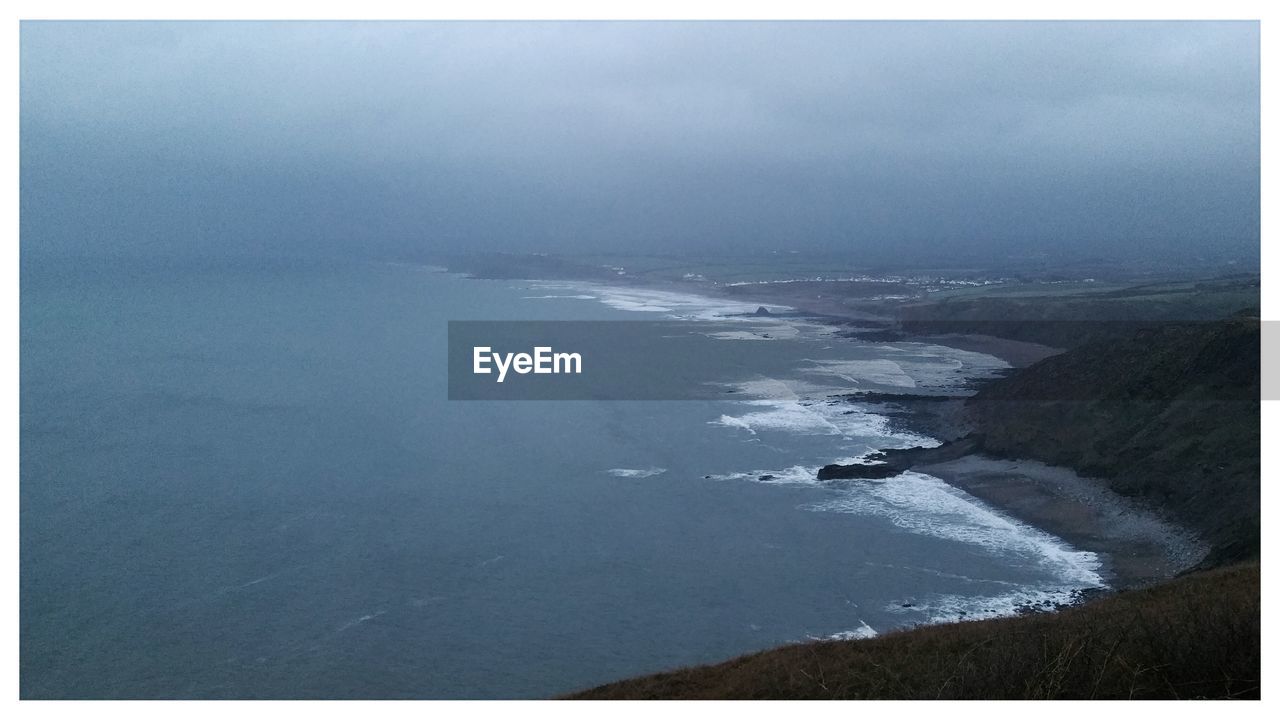 VIEW OF SEA AGAINST SKY