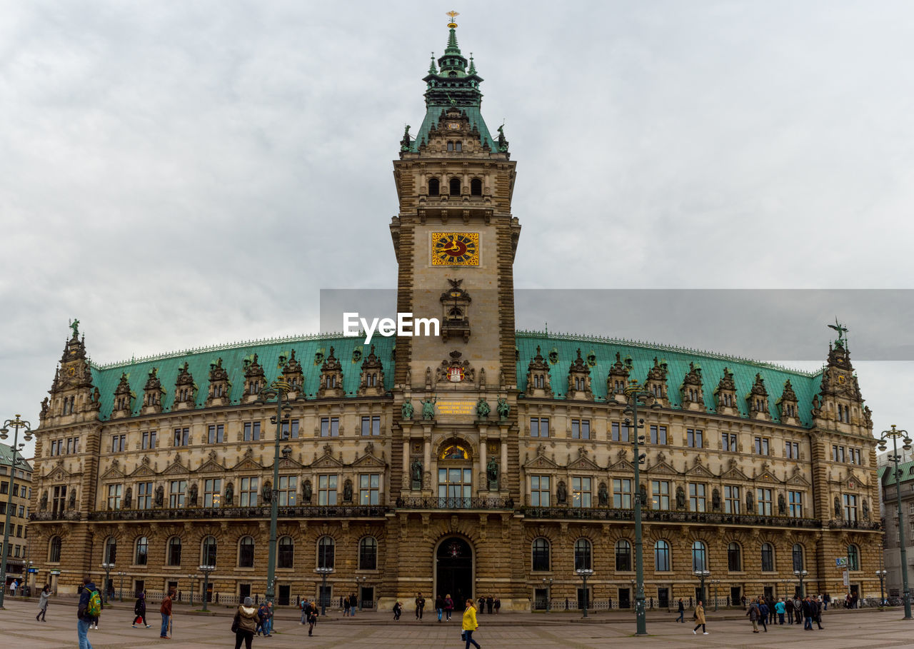 LOW ANGLE VIEW OF HISTORICAL BUILDING