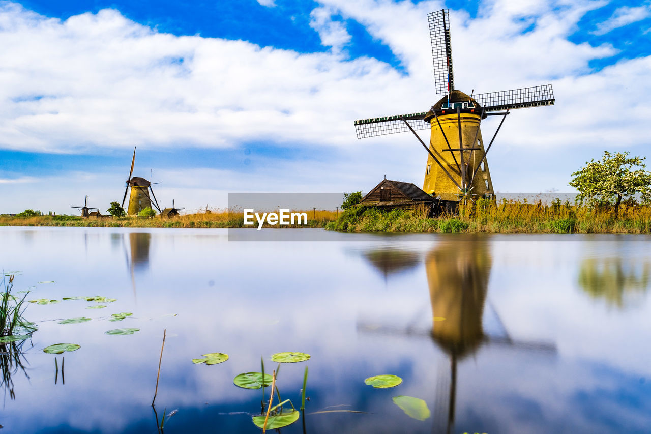 Kinderdijk windmill and reflection
