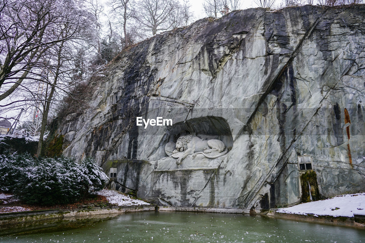 The dying lion of lucerne