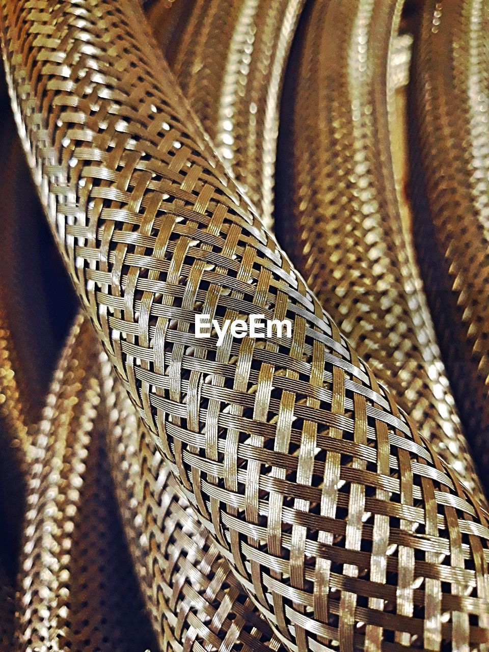 CLOSE-UP OF BASKET IN WICKER