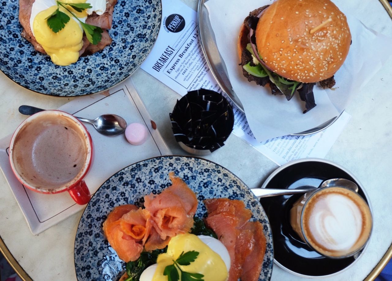 HIGH ANGLE VIEW OF FOOD SERVED ON TABLE