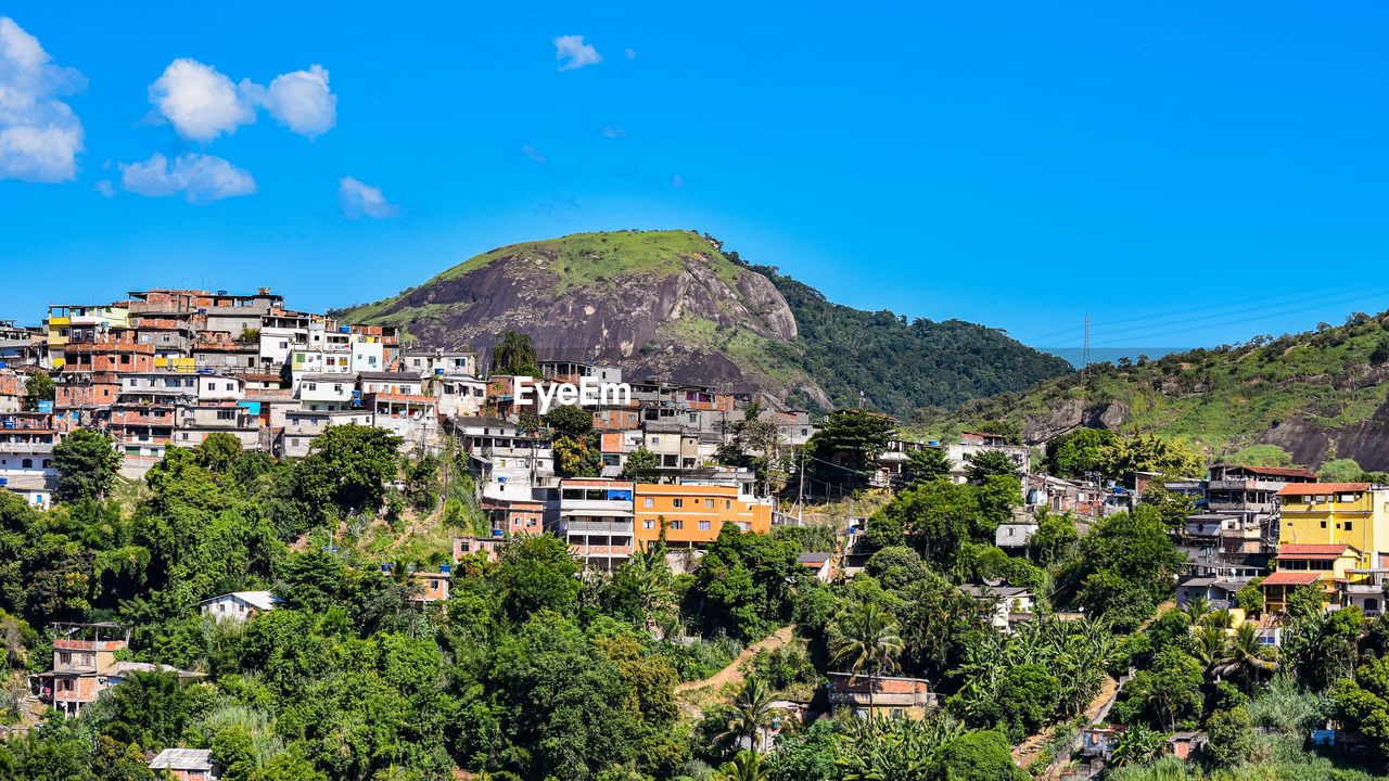 Photograph of low-income peripheral community popularly known as favela in rio de janeiro, brazil