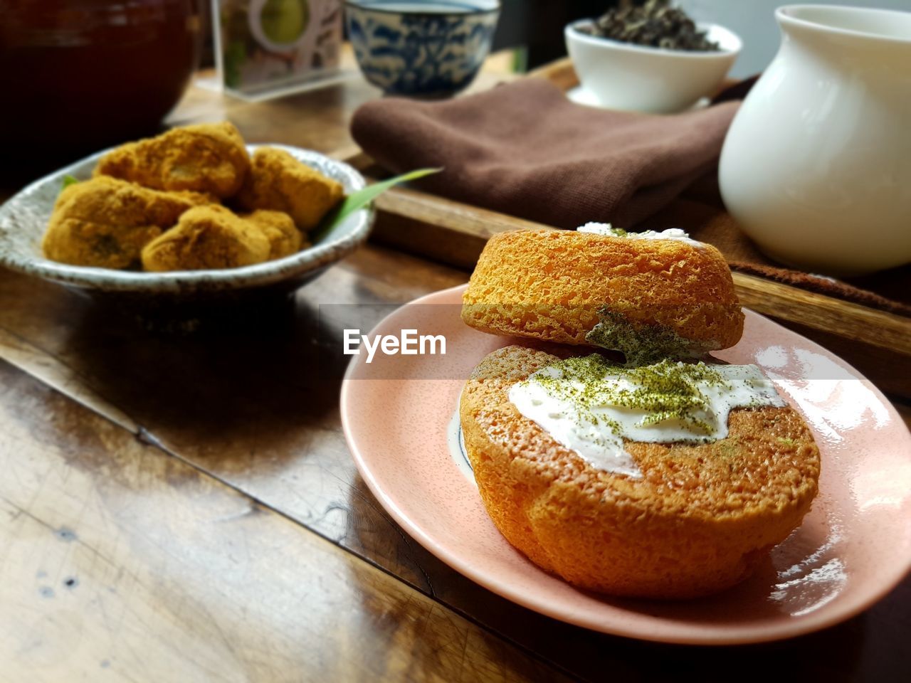 CLOSE-UP OF DESSERT IN PLATE