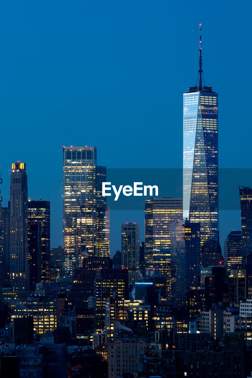 Lower manhattan skyline at night