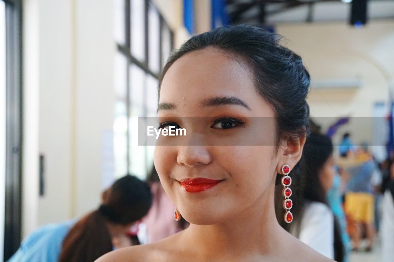 Close-up portrait of teenage girl