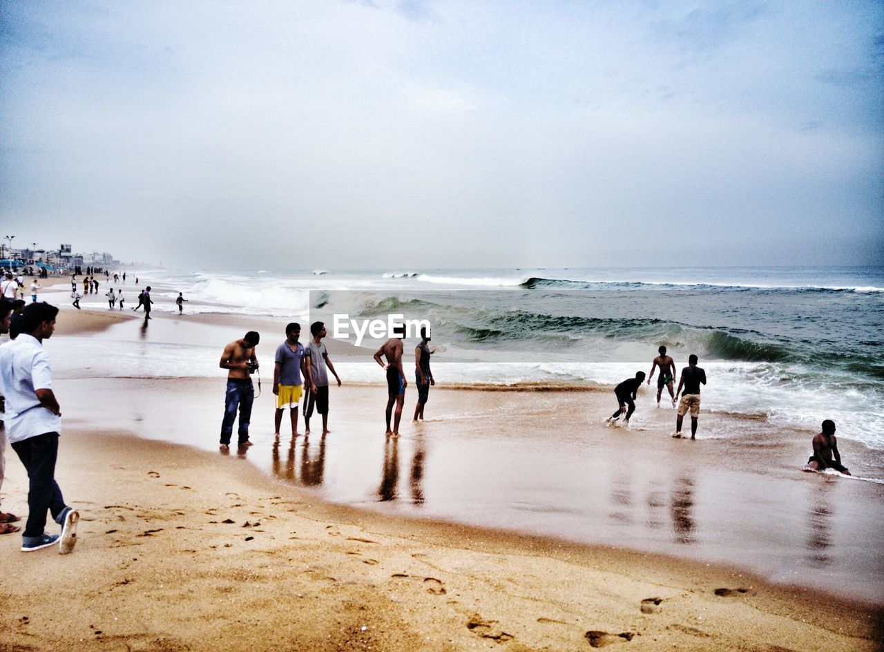 PEOPLE ON BEACH