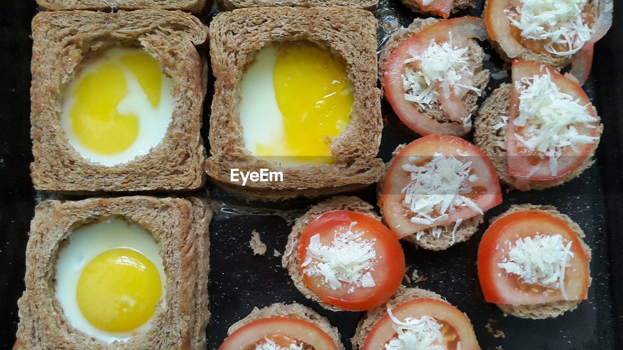 Close-up of food eggs nest