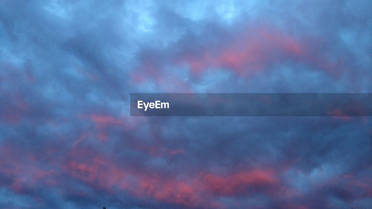 LOW ANGLE VIEW OF CLOUDY SKY