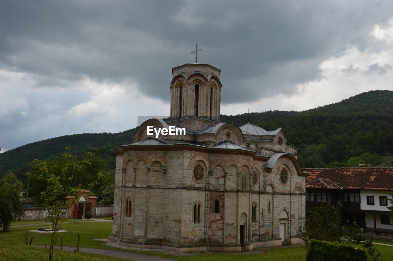 VIEW OF TEMPLE AGAINST SKY