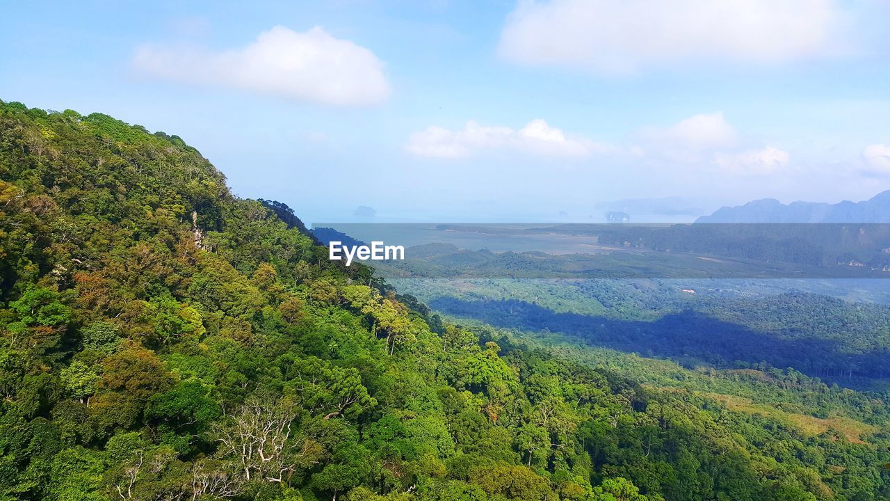 PANORAMIC VIEW OF LANDSCAPE AGAINST SKY