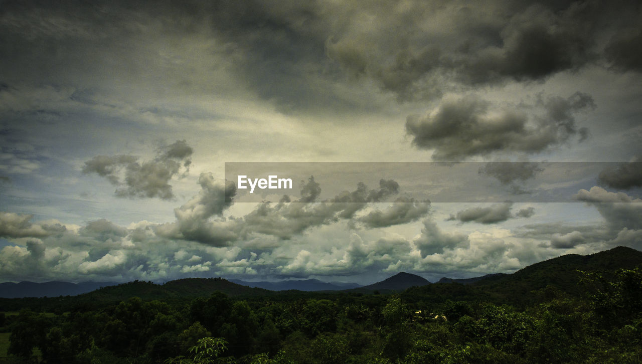 SCENIC VIEW OF LAND AGAINST SKY