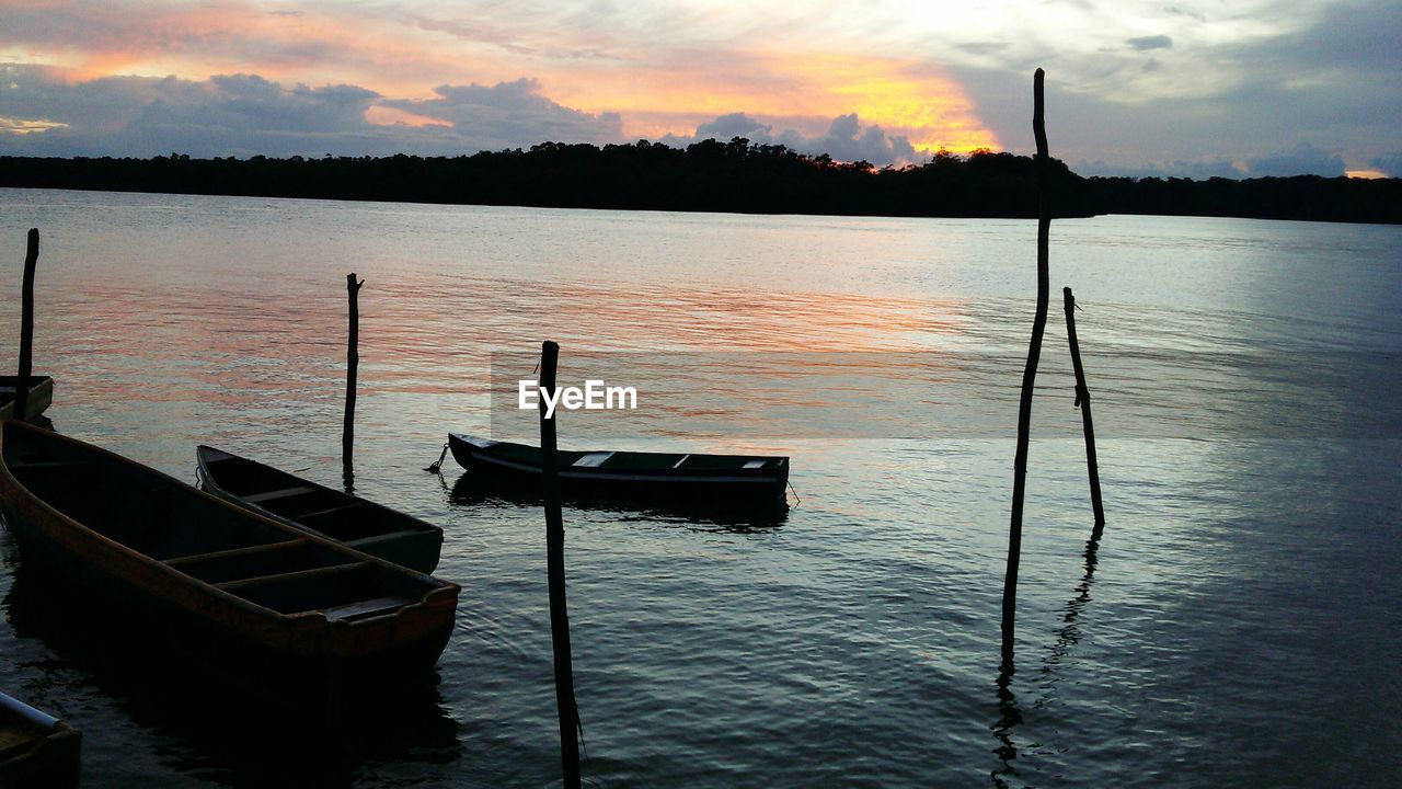 BOAT MOORED IN A LAKE