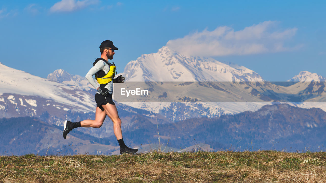 Tracking for long distance trail preparation