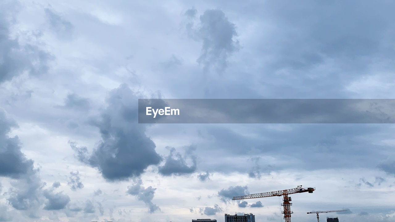 sky, cloud, industry, architecture, nature, no people, built structure, horizon, transportation, machinery, construction industry, outdoors, cloudscape, crane - construction machinery, environment, business, business finance and industry, copy space, day, blue, technology