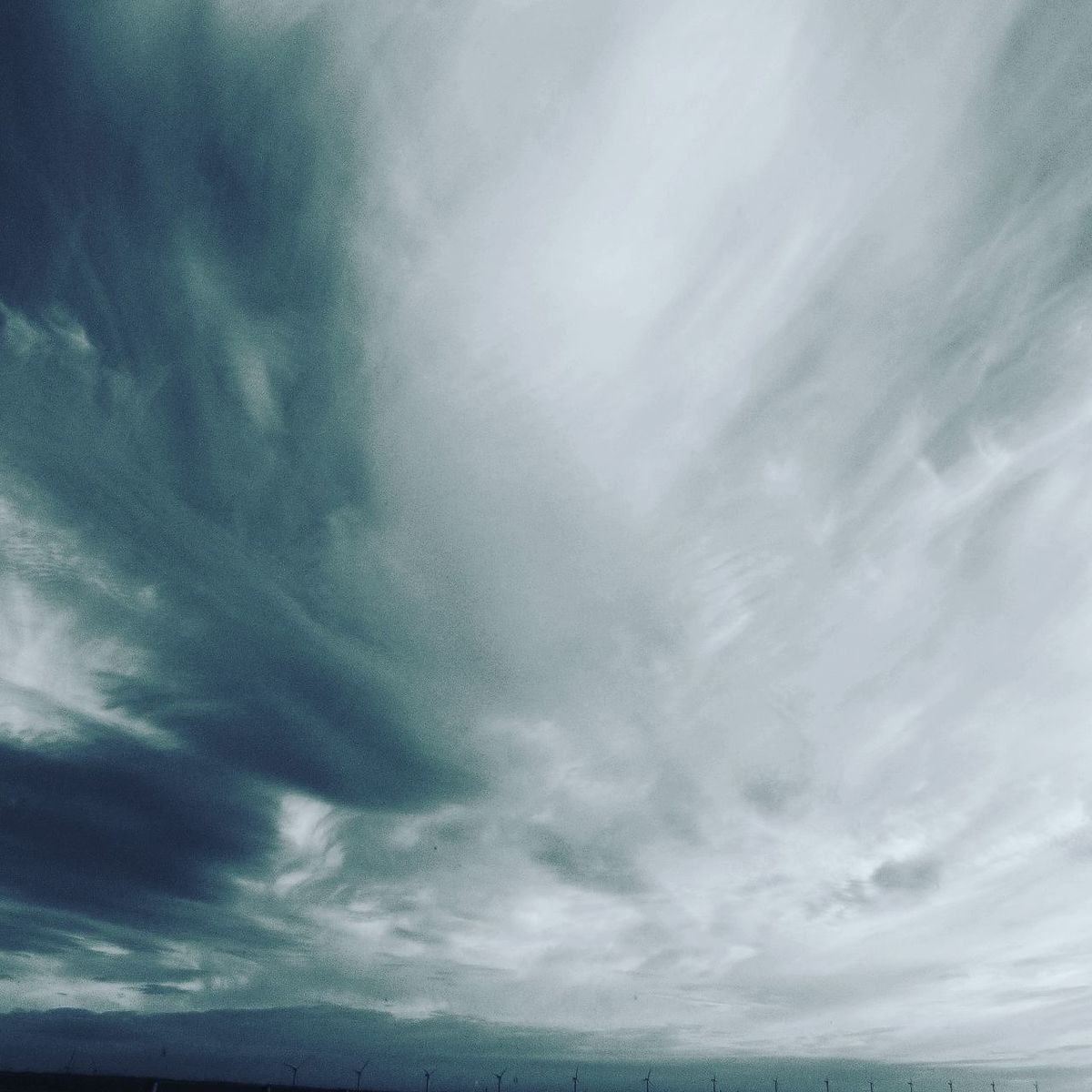 LOW ANGLE VIEW OF CLOUDY SKY