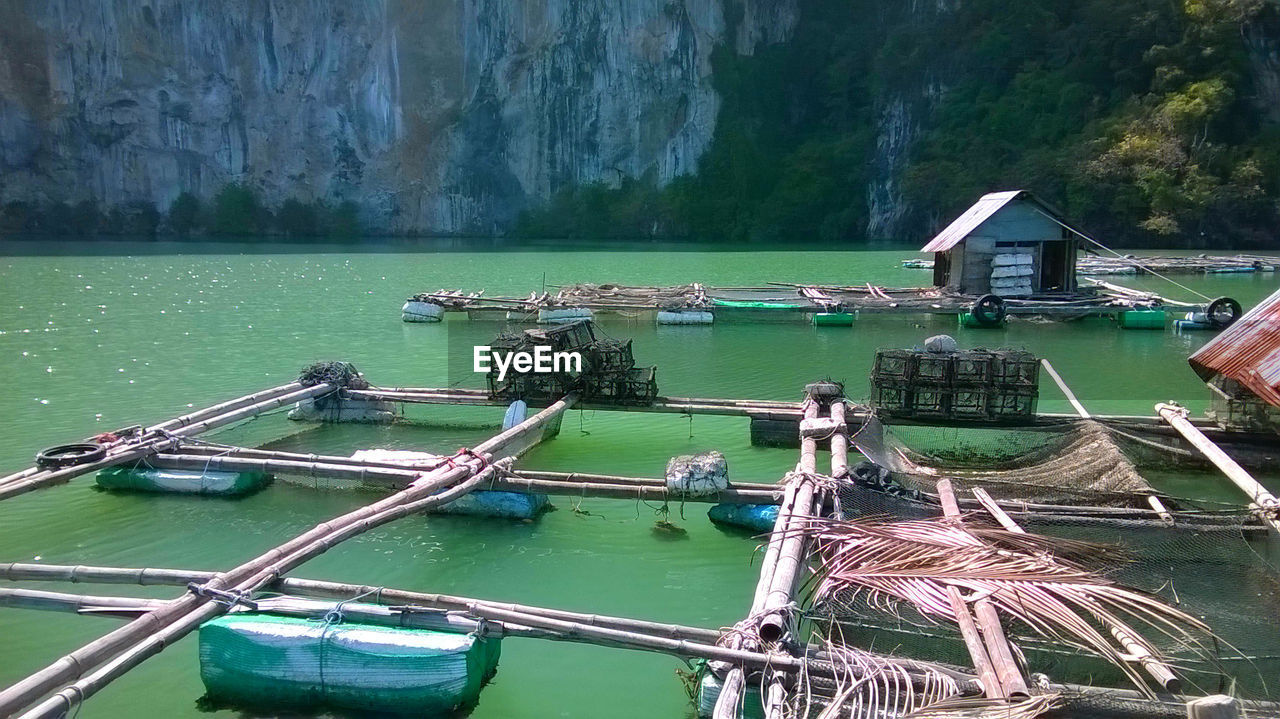 SCENIC VIEW OF WATER AGAINST SKY