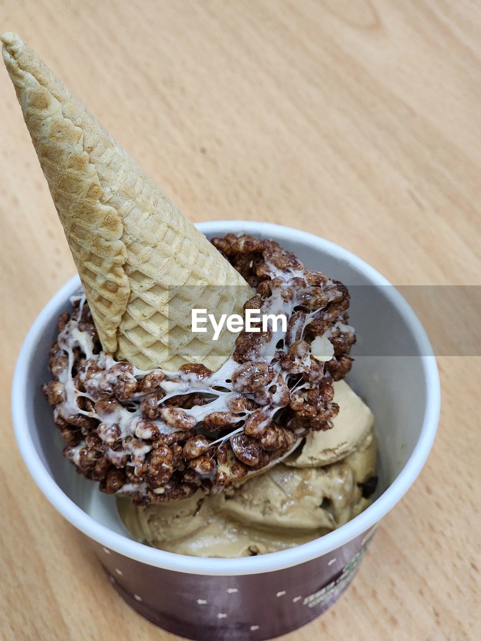 food and drink, food, dish, meal, snack, breakfast, dessert, freshness, wood, sweet food, table, ice cream, dairy, produce, healthy eating, sweet, indoors, no people, bowl, frozen food, frozen, fruit, close-up, high angle view, still life, wellbeing, nut, chocolate, nut - food, temptation, cuisine