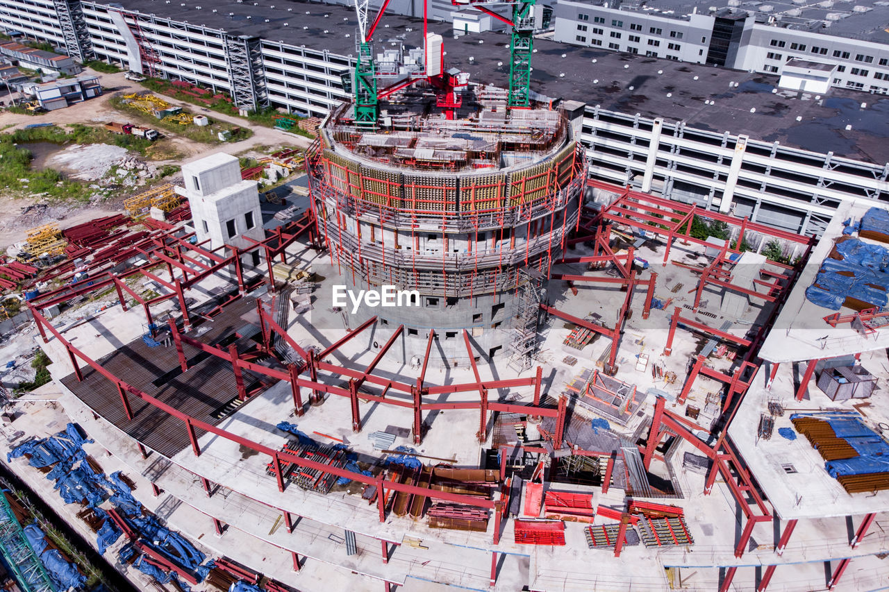 HIGH ANGLE VIEW OF MODERN BUILDINGS