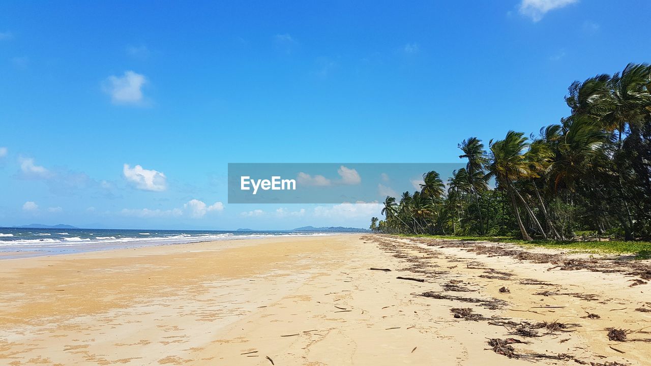 BEACH BY SEA AGAINST SKY