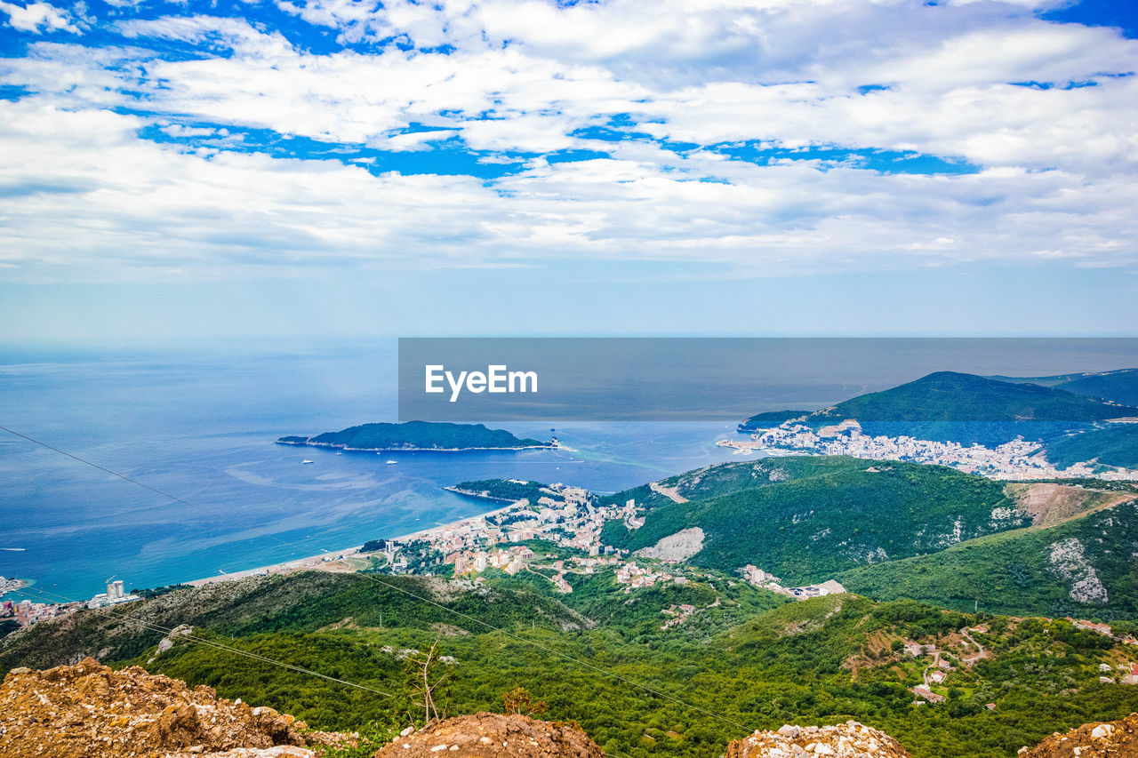 Beautiful panoramic landscape of adriatic sea, island of saint nicholas, mountains on coast budva 