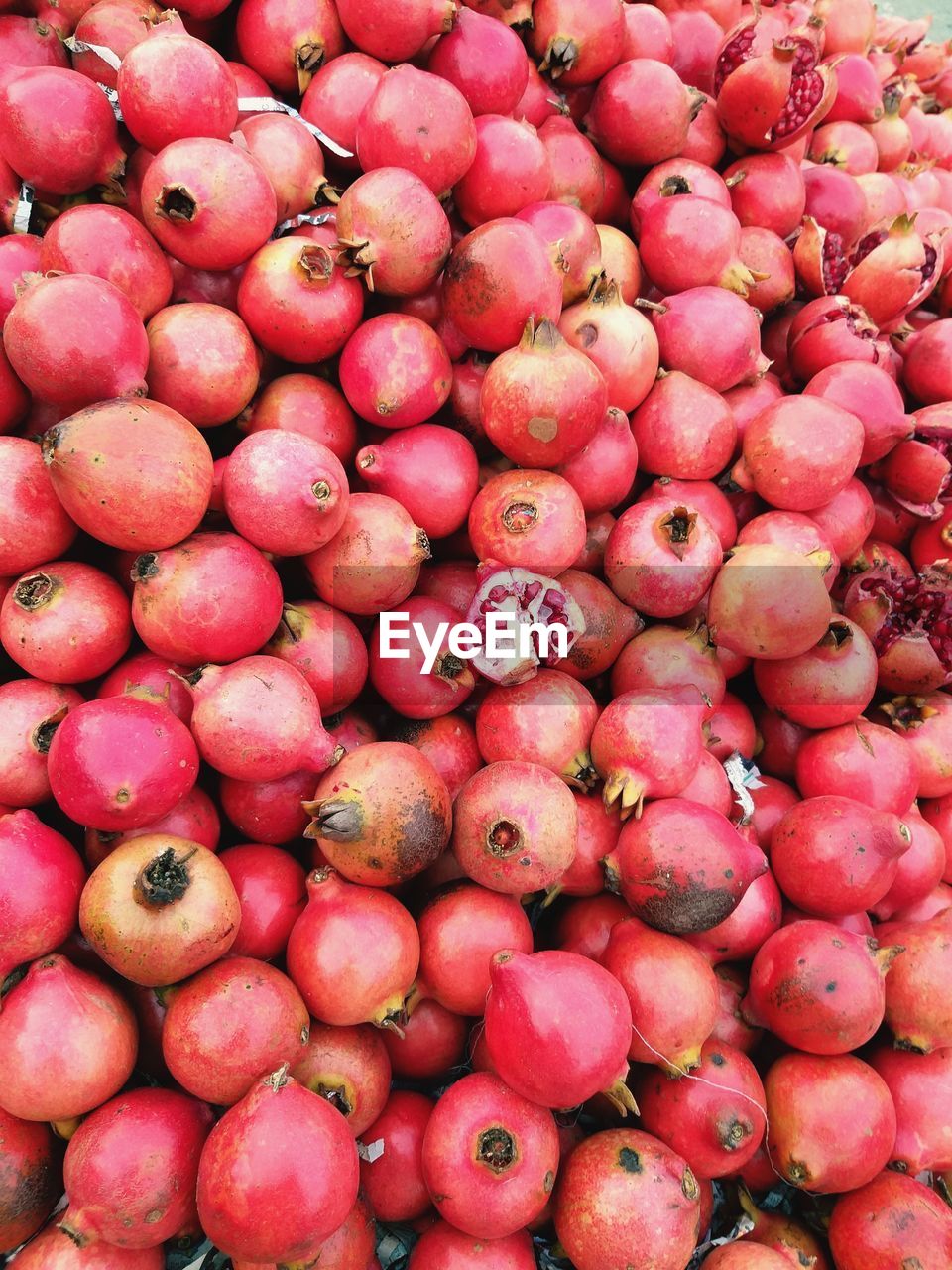 Fresh testy and healthy fruit pomegranates for all 