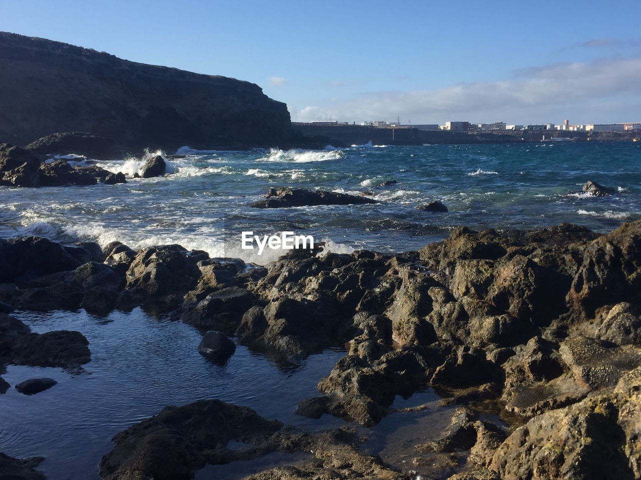 VIEW OF SEA AGAINST SKY