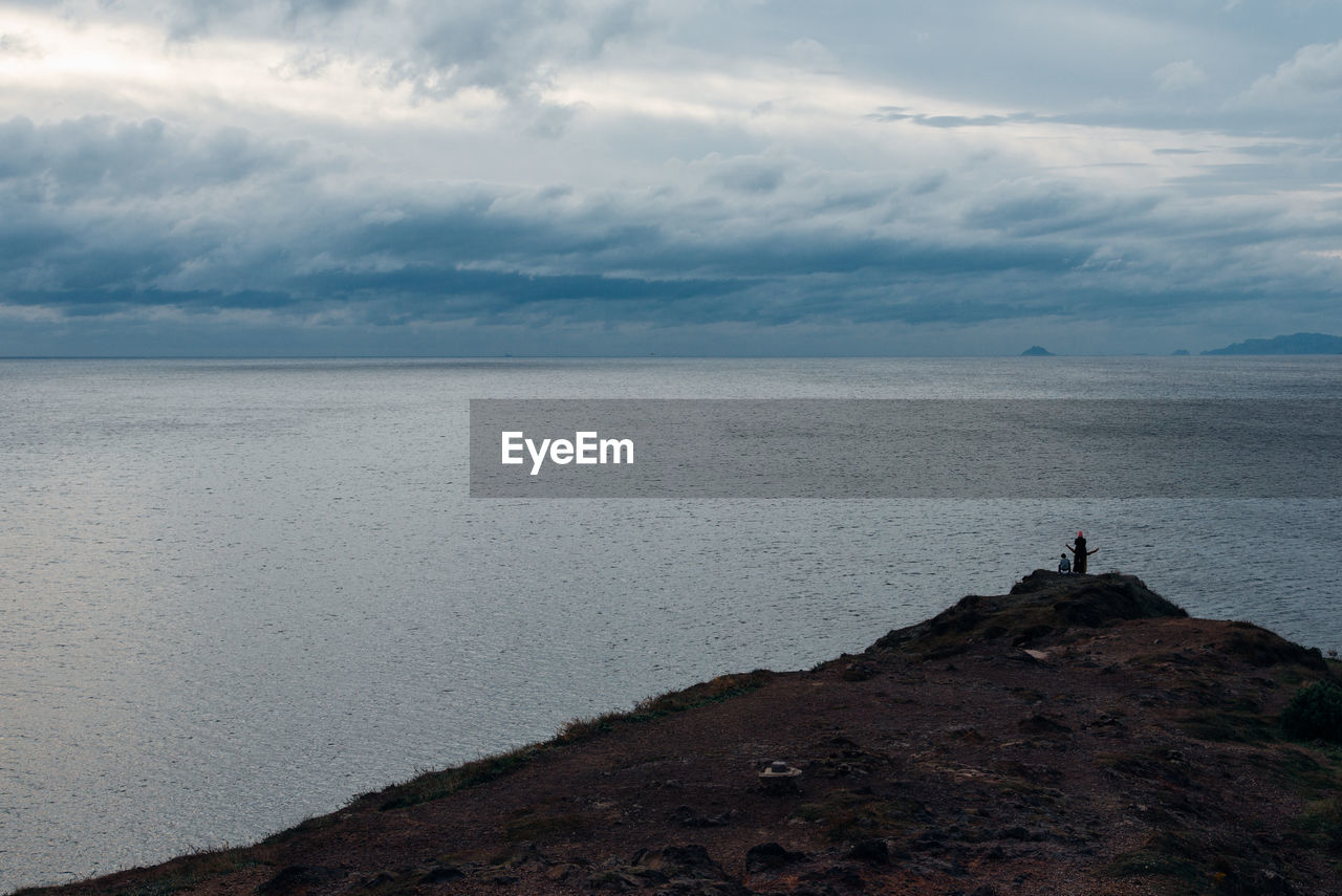 PANORAMIC VIEW OF SEA AGAINST SKY