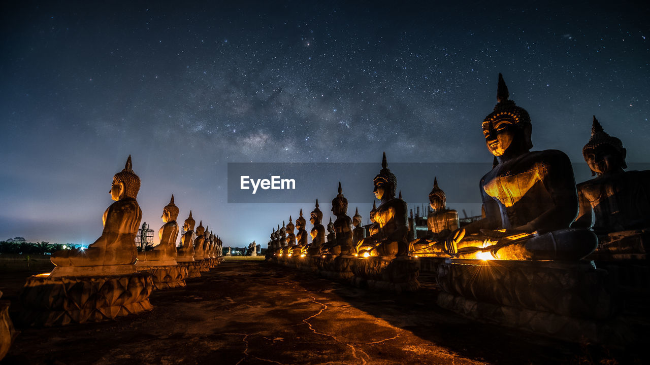 VIEW OF TEMPLE AGAINST SKY AT NIGHT