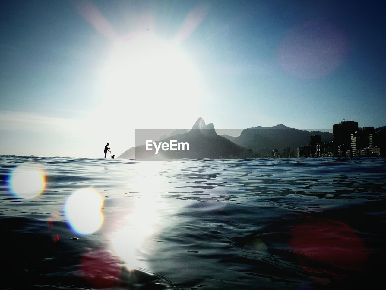 Scenic view of sea against sky at ipanema beach