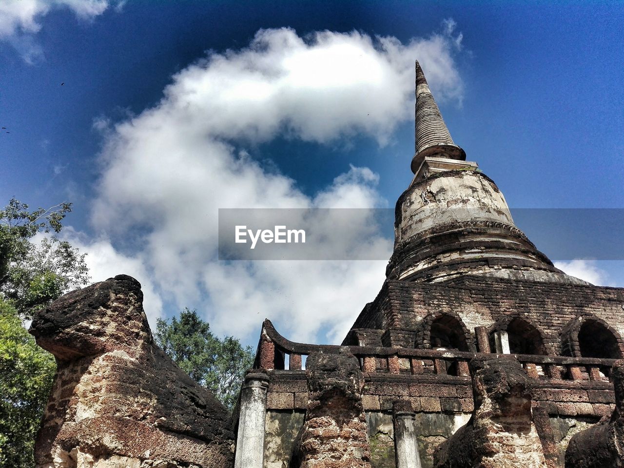 LOW ANGLE VIEW OF TEMPLE