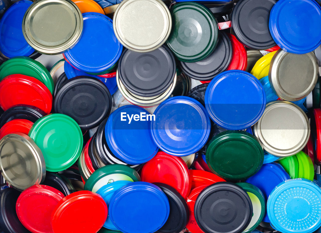 FULL FRAME SHOT OF VARIOUS CONTAINERS