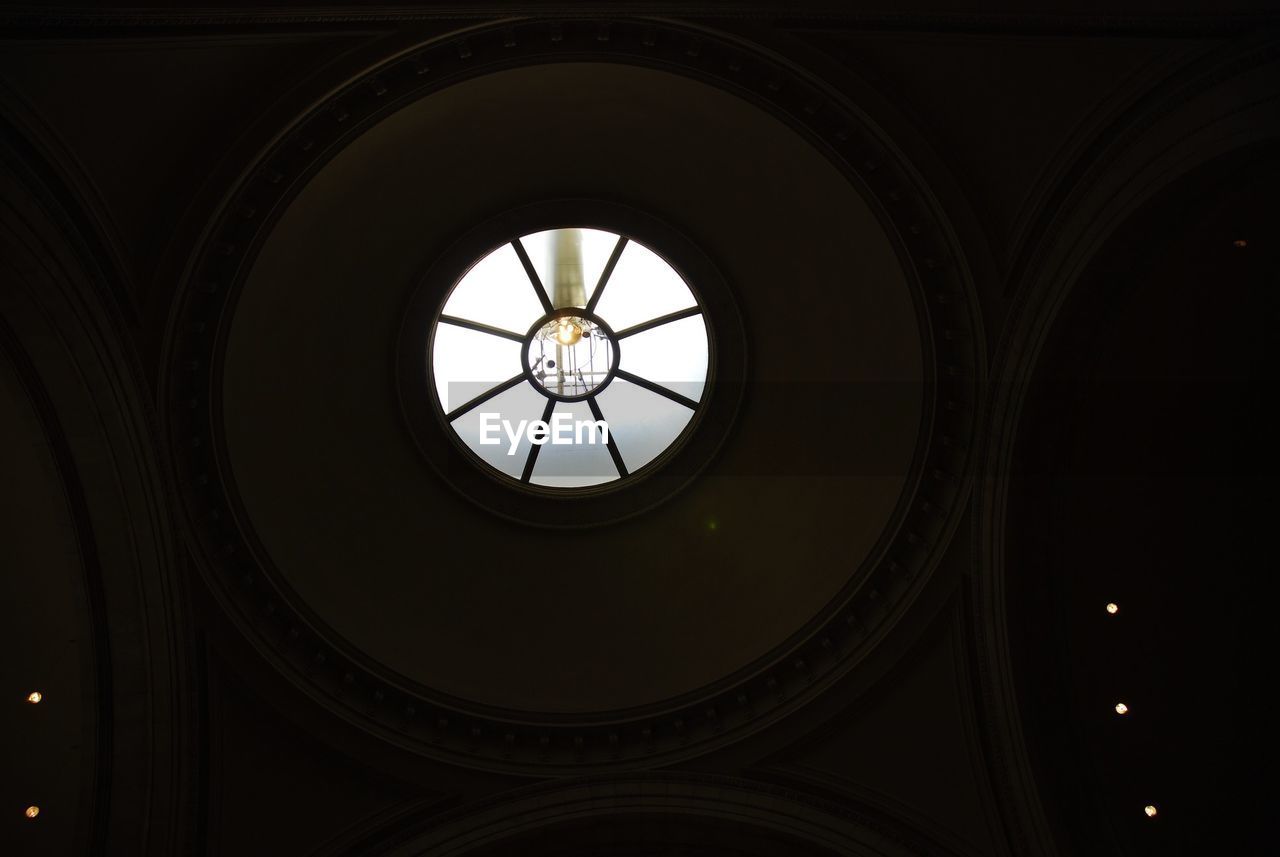 LOW ANGLE VIEW OF STAINED GLASS