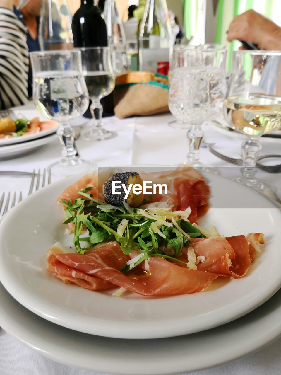 CLOSE-UP OF FOOD SERVED IN PLATE