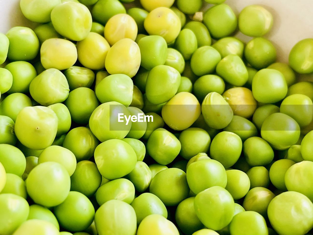 food and drink, food, fruit, pea, green, crop, plant, freshness, healthy eating, agriculture, produce, wellbeing, vegetable, large group of objects, no people, abundance, close-up, green pea, still life, dish, seed, indoors, olive, backgrounds, full frame, green olive