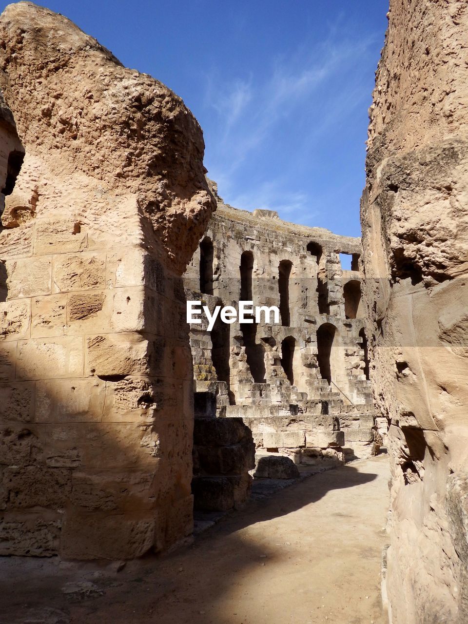Amphitheatre of el jem against sky