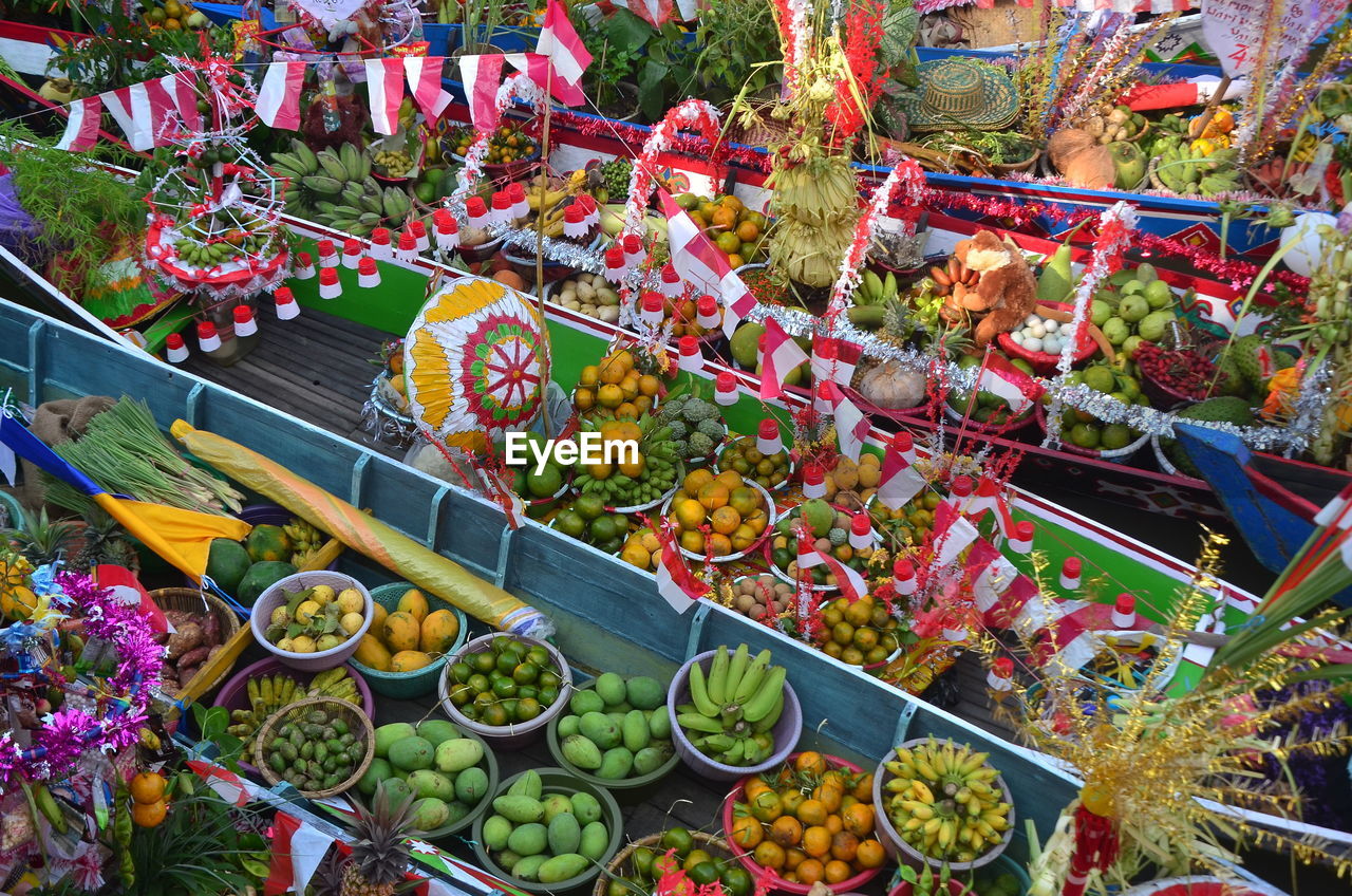 Independence celebration at the floating market