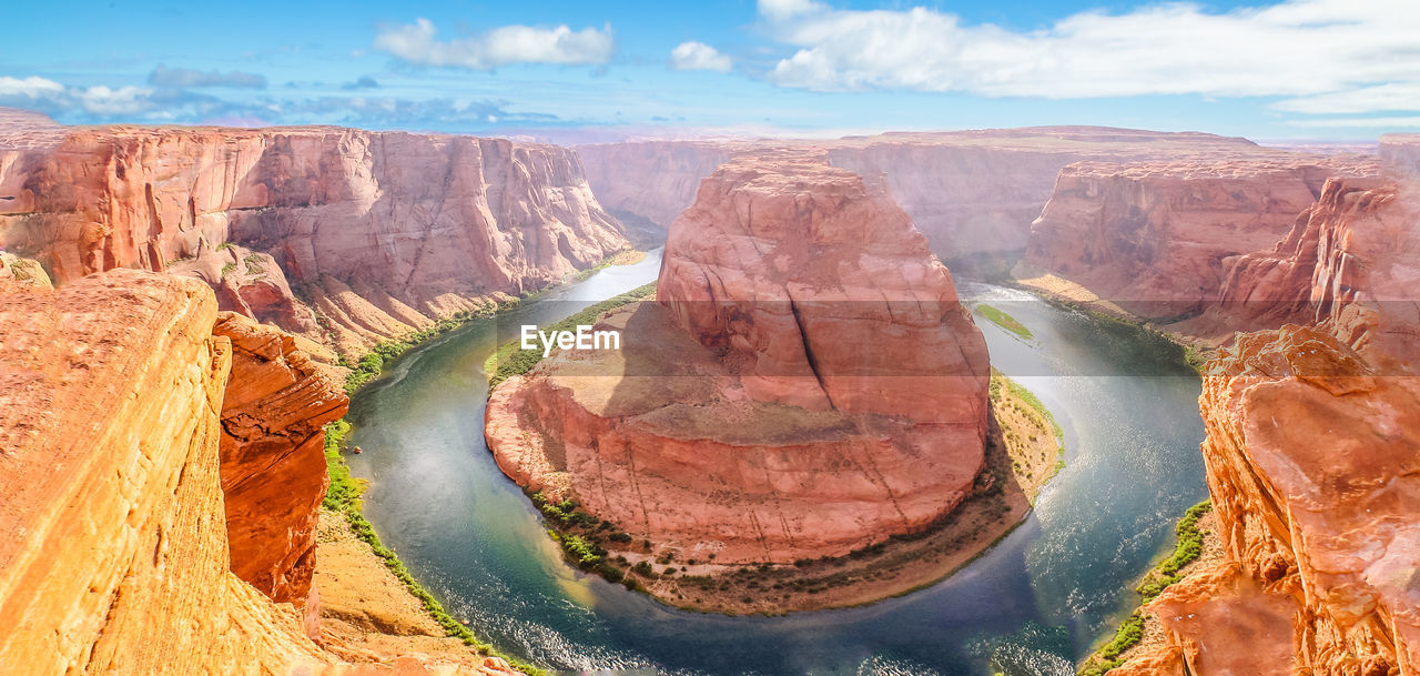 Panoramic view of horseshoe bend