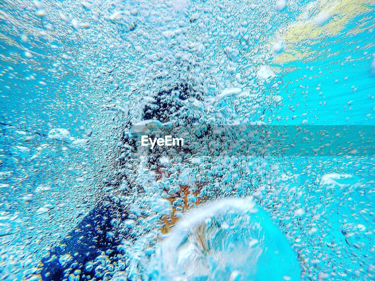 Full frame of water bubbles