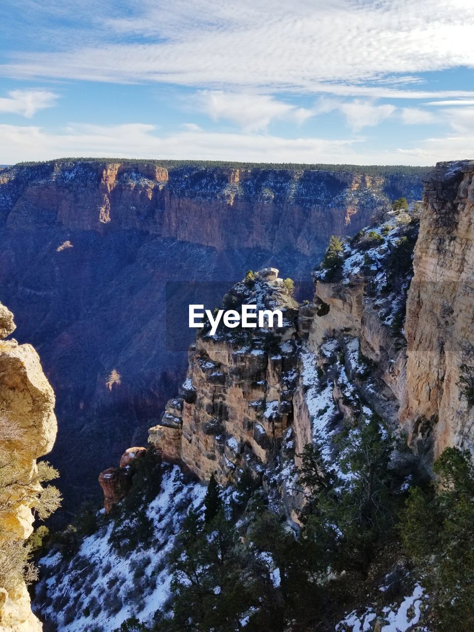 AERIAL VIEW OF ROCK FORMATIONS